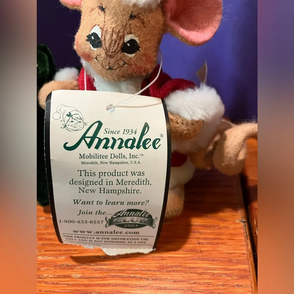 EUC Annalee 4” Santa Mouse with Tree #778703